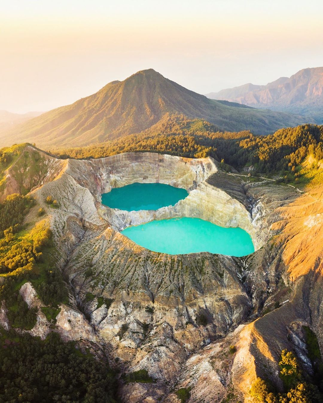 Kelimutu Lakes