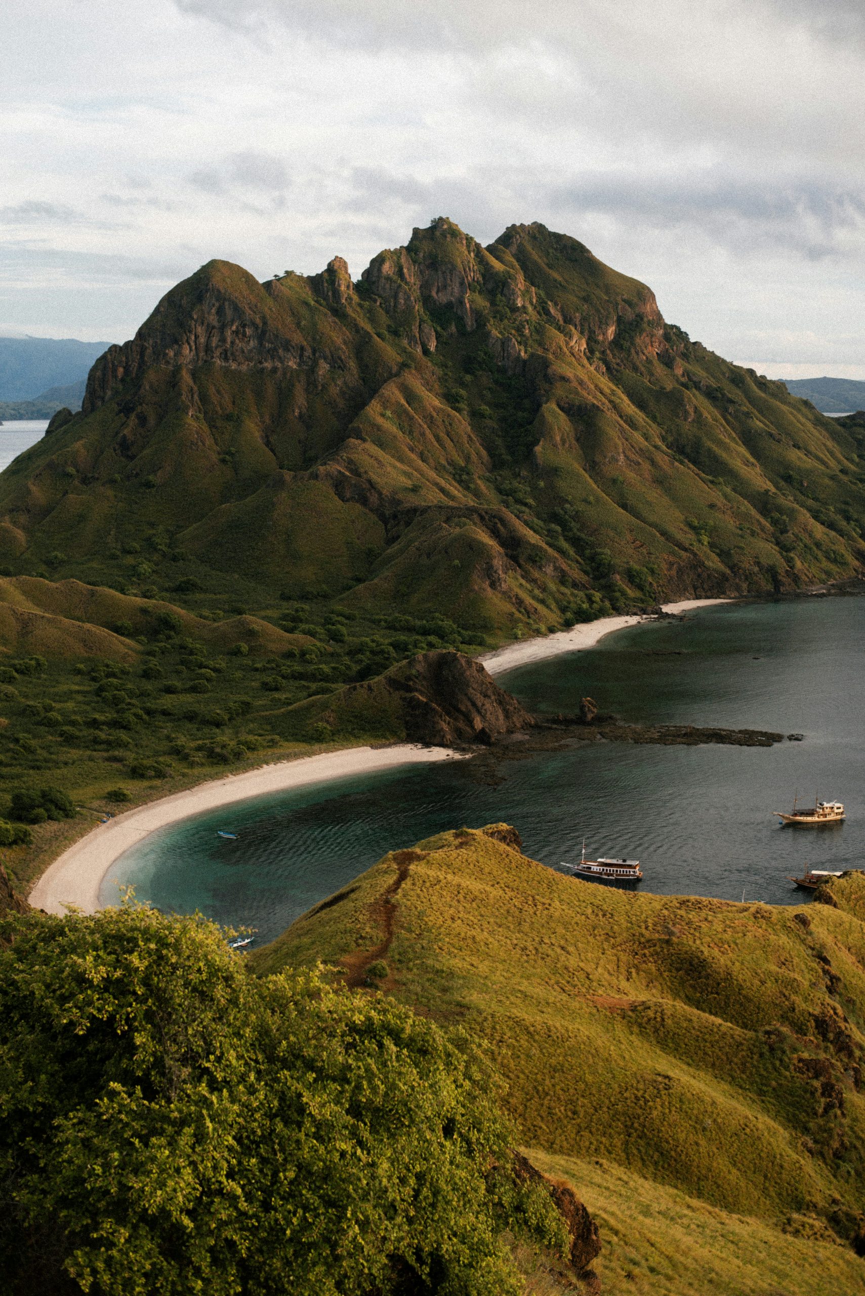Komodo Island Sharing trip